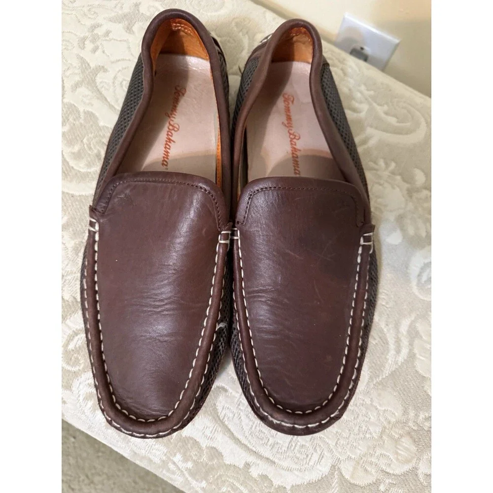 Tommy Bahama Slip On Leather Loafers with Contrast Stitching Men Size 11M